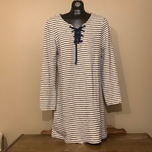 Ladies long sleeve top